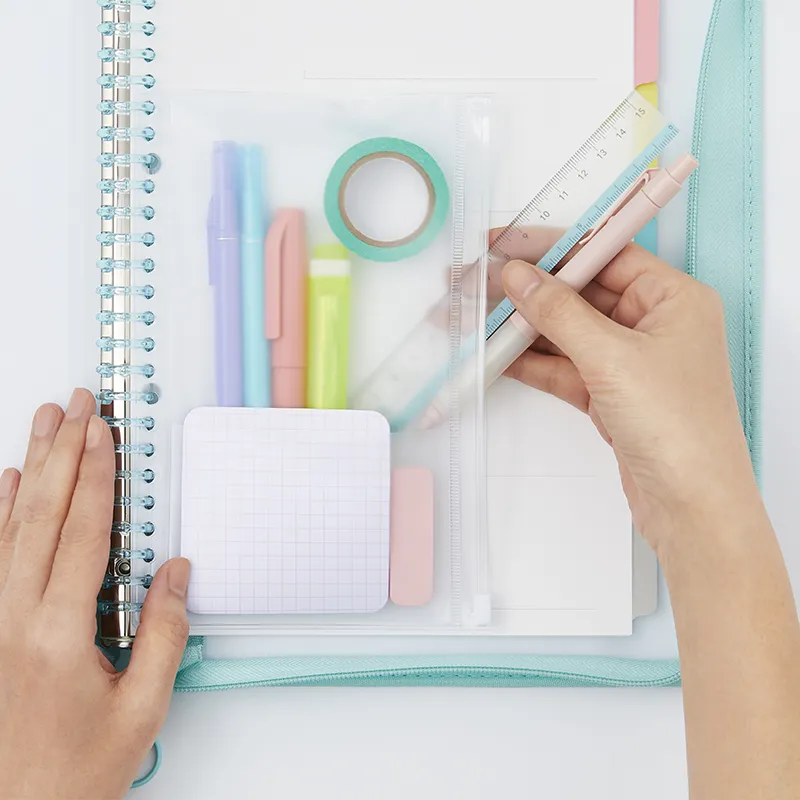 小物が入るマルチケース付